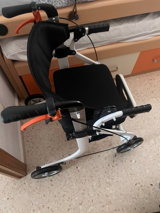 Silla de andar sin estrenar