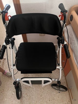 Silla de andar sin estrenar