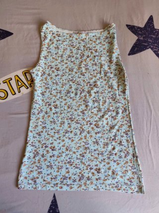 Camiseta tirantes Zara flores T.M