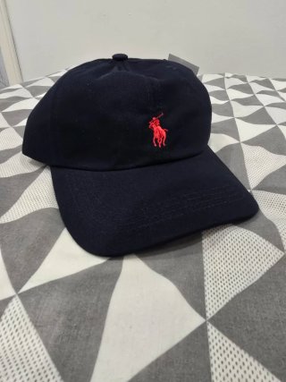 Gorra Polo Ralph Lauren azul con logo rojo