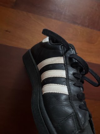 Adidas Superstar Negras y Blancas  talla: 41,5