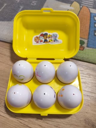 Huevos de juguete para bebés