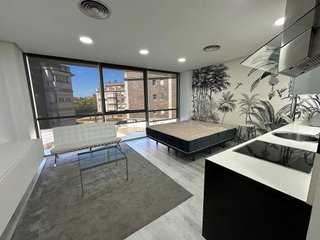 Estudio en alquiler en Valdemarín en Madrid
