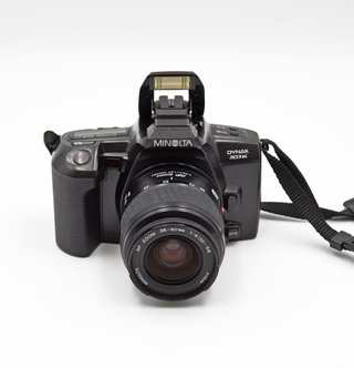 Minolta Dynax 303si + Obiettivo 35-80mm