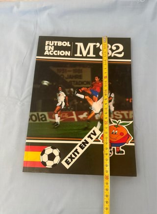 Libro FUTBOL EN ACCION M 82