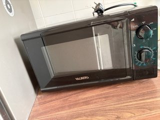 Microondas Valberg Negro