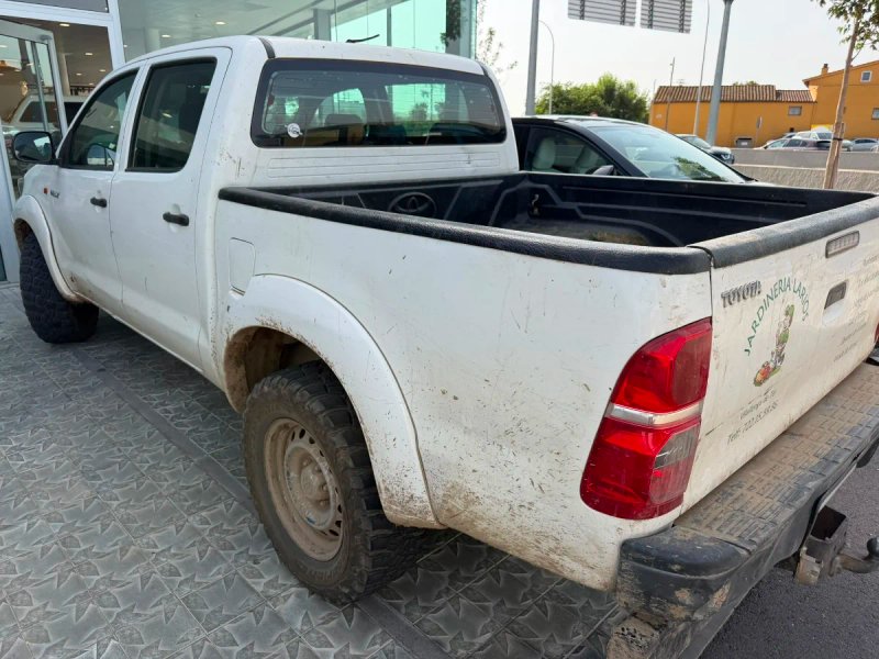 Toyota Hilux 2015 - foto 1