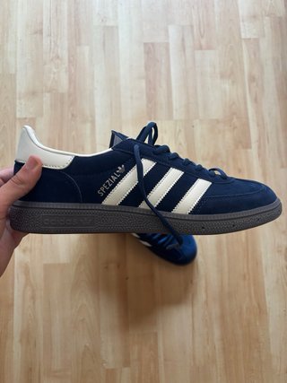 Adidas Spezial Azul y Blanco