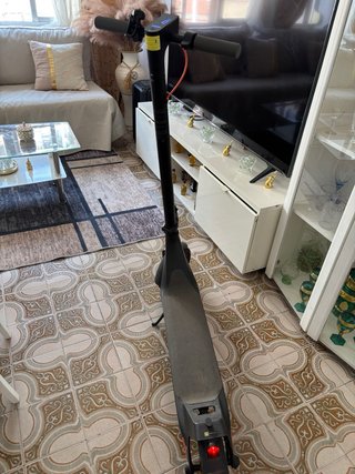 Patinete eléctrico como nuevo