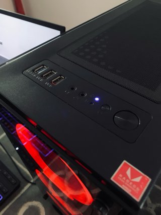 PC AMD Ryzen + Monitor HP Full HD + Corsair K55