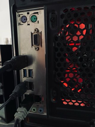 PC AMD Ryzen + Monitor HP Full HD + Corsair K55