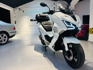 Efun Lion 150 Scooter Eléctrico Blanco