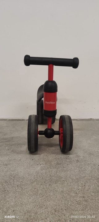 Bicicleta de aprendizaje Juguettos roja