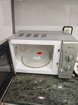 Microondas CLATRONIC MWG 733