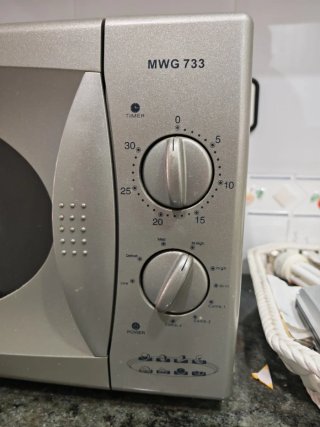 Microondas CLATRONIC MWG 733