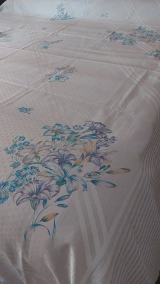 Copriletto matrimoniale vintage floreale