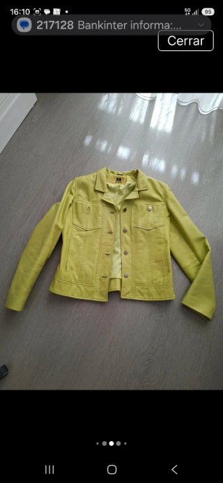 Chaqueta de piel verde Talla 40
