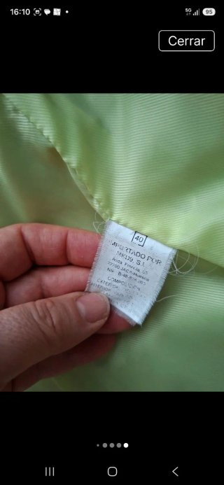 Chaqueta de piel verde Talla 40