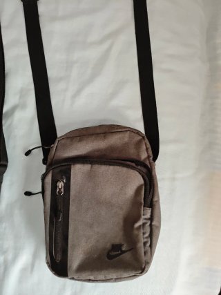 Lote 2 Bolsos Bandolera Nike y Adidas