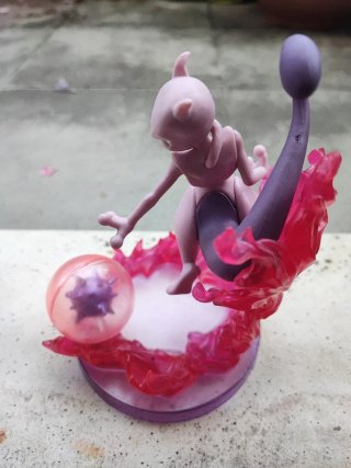 FIGURA MEWTWO POKÉMON