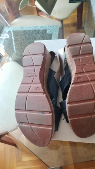 Sandalias Paula Urban Piel azul y dorado