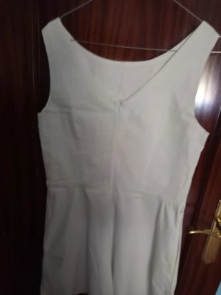 Vestido blanco sin mangas