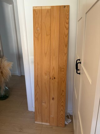 Cabecero de madera con apliques de luz