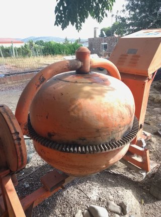 Hormigonera Hidráulica con Enganche Coche