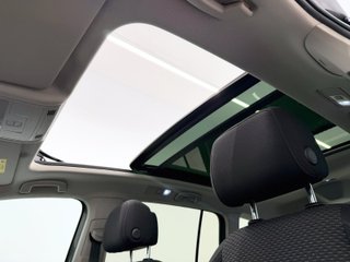 Volkswagen Touran Advance 2.0 TDI 110 kW (150 CV)