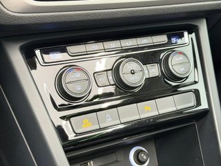 Volkswagen Touran Advance 2.0 TDI 110 kW (150 CV)