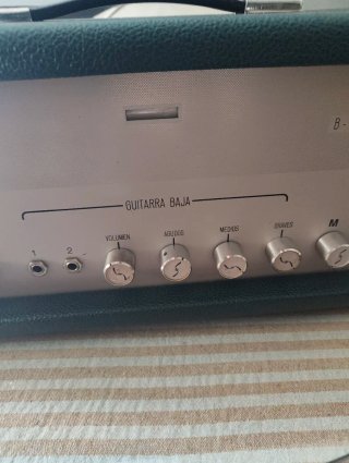 Cabezal Bajo/Guitarra Sinmarc B-2280 C