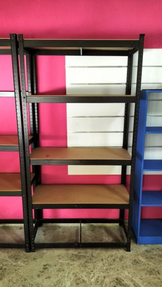 Lote Estanterías Metálicas y Madera