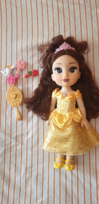 Muñeca Bella Disney con Accesorios