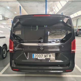 Mercedes-Benz Clase V 2023
