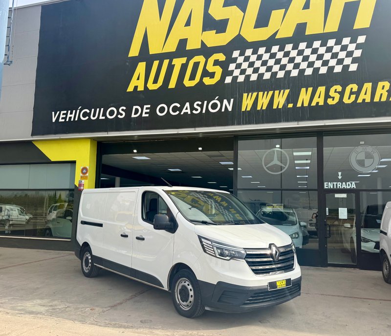 Renault Trafic 2022, foto 2