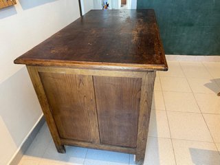 Mesa de despacho antigua de madera