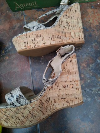 Sandalias de cuña tacones de serpiente