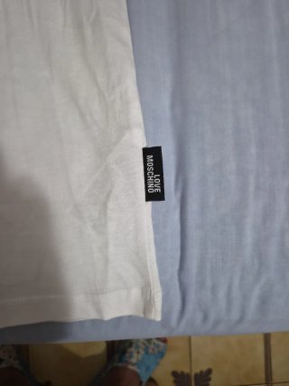 Camiseta Blanca Love Moschino Corazón