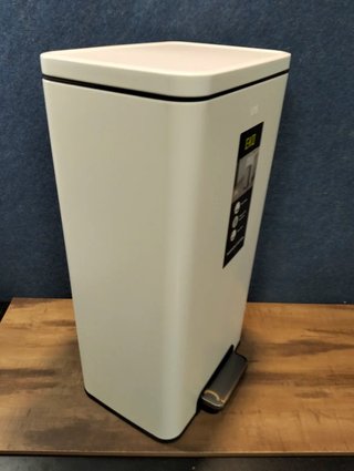 Cubo de Basura EKO Madison 30L Blanco Pedal