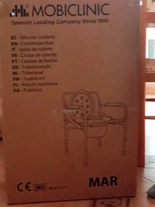 Silla con inodoro nueva