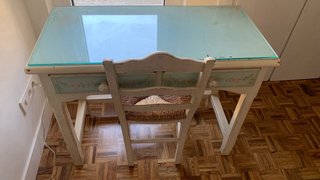 Escritorio juvenil con silla estilo rústico