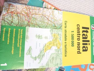 Lote mapa, guías Italia Norte y Lago Garda