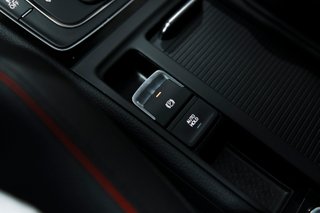 Volkswagen Golf GTI Performance 245cv DSG7