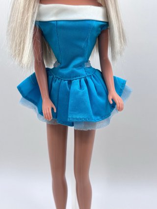 Barbie Bali anni '90 con vestito Nancy