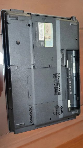 Portátil Compaq Presario C700