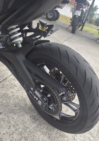 Zontes Z2 125cc 2022 Negra y Amarilla