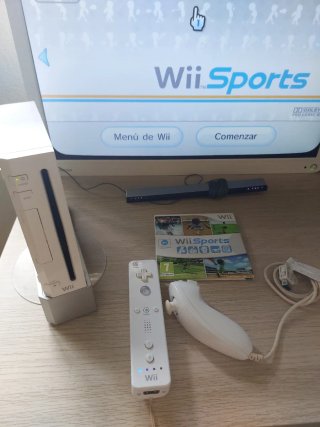 Nintendo Wii Mandos y Juego Wii Sports