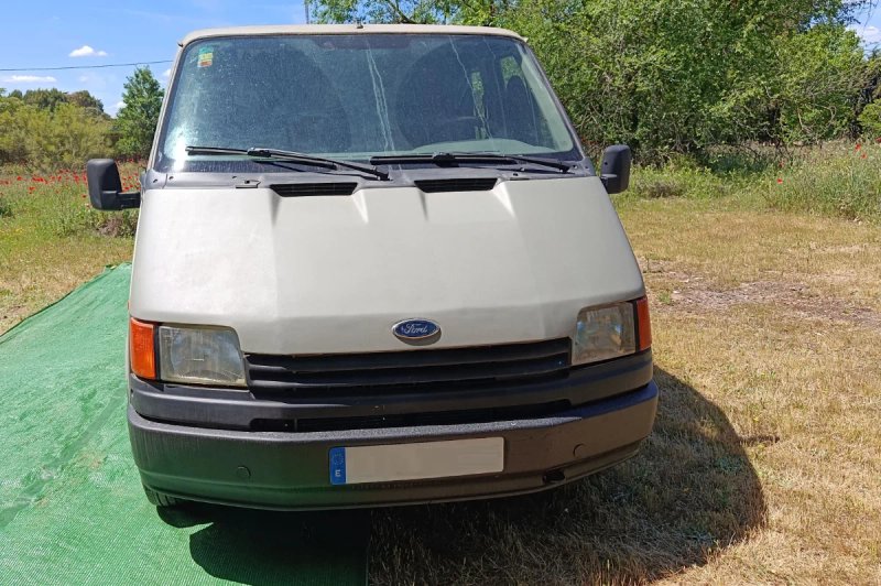 Ford Transit 1991 - foto 1