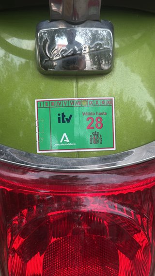 Vespa GTS Super Verde