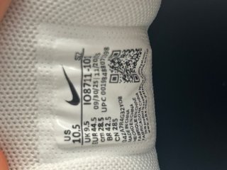 Nike P-6000 Gris y Blanco